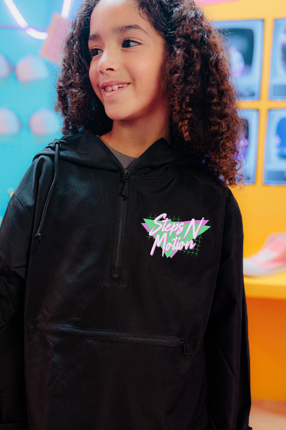 STEPS Retro Windbreaker